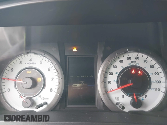 2017 Toyota Sienna SE with VIN 5TDXZ3DC5HS784243, listed as a IAAI auction lot 42040634 with 172,535 mi miles and . Bid and sale history available at DreamBid. Image 7.