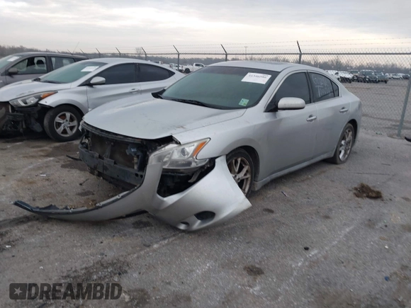 2014 Nissan Maxima SV z VIN 1N4AA5AP0EC485438, wystawiony jako IAAI lot #41346586 z przebiegiem 148 579 mil mil oraz . Historia ofert i sprzedaży dostępna na DreamBid. Obrazek 2.