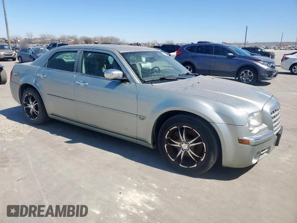 2005 Chrysler 300 with VIN 2C3AA63H25H150463, listed as a Copart auction lot 49627335 with 344,697 mi miles and Clean Title. Bid and sale history available at carsss.com. Image 4.