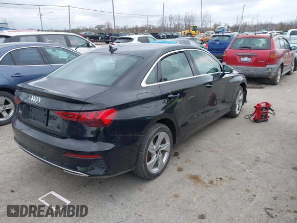2023 Audi A3 Premium z VIN WAUAUDGY4PA122471, wystawiony jako IAAI lot #41988335 z przebiegiem 11 848 mil mil oraz . Historia ofert i sprzedaży dostępna na DreamBid. Obrazek 4.