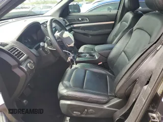 2017 Ford Explorer XLT с VIN 1FM5K7D83HGA41178, выставлен на аукционе Copart как лот 62135035 с пробегом Не указан миль и Списание • Salvage title. История ставок и продаж доступна на DreamBid. Изображение 7.