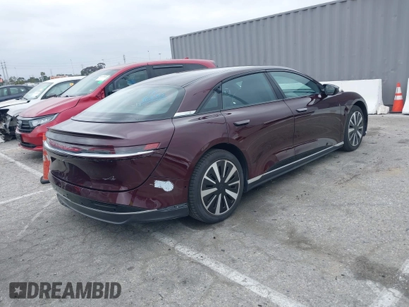 2023 Lucid Air Pure z VIN 50EA1PFA4PA006331, wystawiony jako IAAI lot #42213426 z przebiegiem 13 287 mil mil oraz . Historia ofert i sprzedaży dostępna na DreamBid. Obrazek 4.