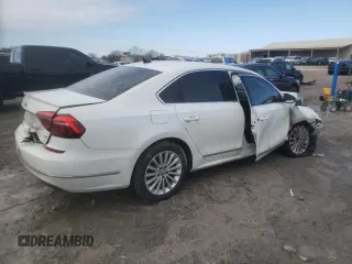 2017 Volkswagen Passat SE z VIN 1VWBT7A31HC022453, wystawiony jako Copart lot #88777855 z przebiegiem Nie podano mil oraz Szkoda całkowita • Salvage title. Historia ofert i sprzedaży dostępna na DreamBid. Obrazek 3.