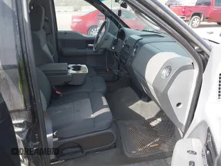2007 Ford F-150 XLT with VIN 1FTPW14V47KA71466, listed as a IAAI auction lot 41996518 with 225,384 mi miles. Bid and sale history available at carsss.com. Image 5.