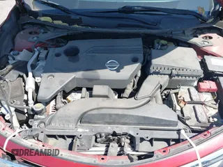 2015 Nissan Altima SV with VIN 1N4AL3AP0FC170249, listed as a IAAI auction lot 41964262 with 141,830 mi miles and . Bid and sale history available at carsss.com. Image 10.