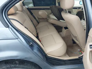2003 BMW 3 Series 325i with VIN WBAET37453NJ36247, listed as a IAAI auction lot 42094607 with 174,501 mi miles and . Bid and sale history available at DreamBid. Image 8.