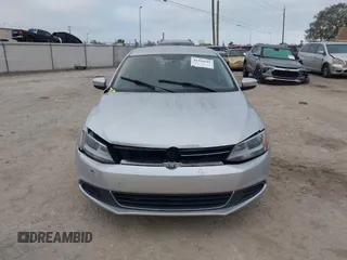 2013 Volkswagen Jetta SE with VIN 3VWDX7AJ0DM384908, listed as a IAAI auction lot 41466642 with 92,131 mi miles and . Bid and sale history available at DreamBid. Image 12.