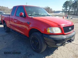 2001 Ford F-150 XL with VIN 1FTRX18L81NB05218, listed as a IAAI auction lot 41689044 with 160,389 mi miles. Bid and sale history available at carsss.com. Image 1.