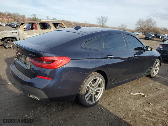 2018 BMW 6 Series 640i xDrive with VIN WBAJV6C54JBK07669, listed as a Copart auction lot 85000204 with 82,951 mi miles and Salvage Title. Bid and sale history available at carsss.com. Image 3.