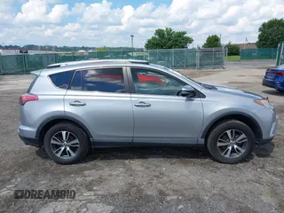 2016 Toyota RAV4 XLE with VIN 2T3RFREV1GW425957, listed as a IAAI auction lot 42648437 with 58,654 mi miles and . Bid and sale history available at DreamBid. Image 14.