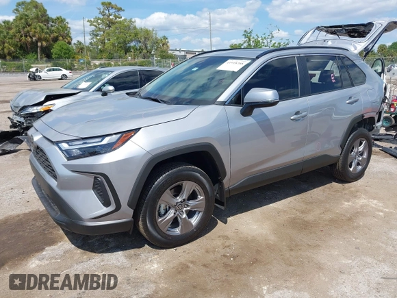 2024 Toyota RAV4 XLE with VIN 2T3P1RFV4RC480332, listed as a IAAI auction lot 41918288 with 6,861 mi miles. Bid and sale history available at carsss.com. Image 2.