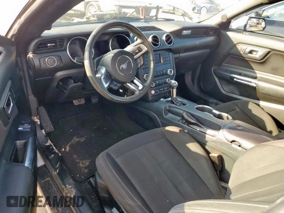 2021 Ford Mustang EcoBoost z VIN 1FA6P8TH0M5148251, wystawiony jako Copart lot #58946405 z przebiegiem 65 131 mil mil oraz Szkoda całkowita • Salvage title. Historia ofert i sprzedaży dostępna na DreamBid. Obrazek 8.