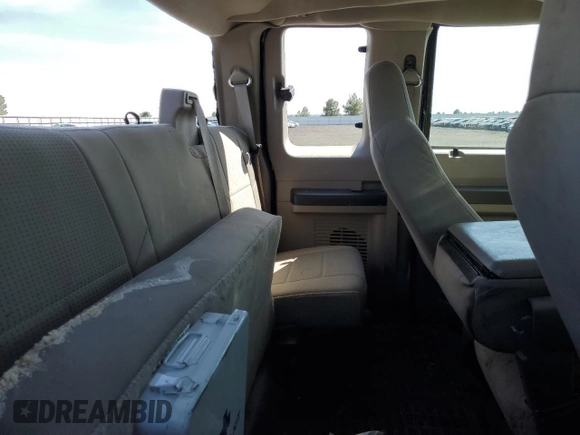 2008 Ford Super Duty F-250 SRW XL with VIN 1FTSX21558ED37188, listed as a Copart auction lot 53233185 with 69,842 mi miles and Salvage Title. Bid and sale history available at carsss.com. Image 10.
