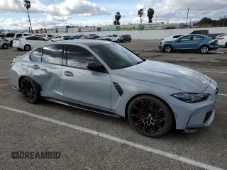 2022 BMW M3 Competition xDrive z VIN WBS43AY05NFM00913, wystawiony jako Copart lot #43442383 z przebiegiem 13 895 mil mil oraz . Historia ofert i sprzedaży dostępna na DreamBid. Obrazek 4.