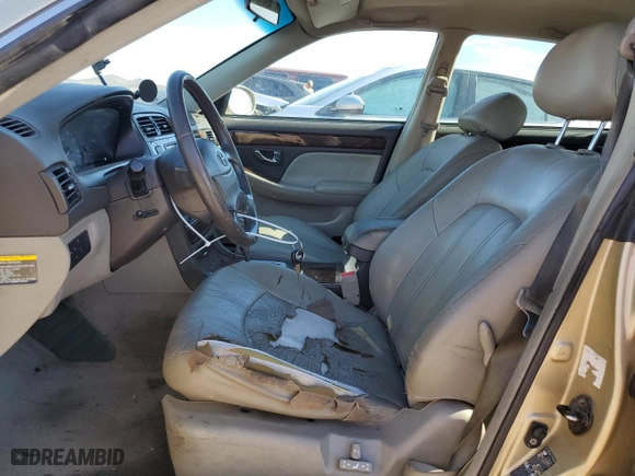 2003 Hyundai XG350 with VIN KMHFU45E63A259614, listed as a Copart auction lot 82042684 with 137,024 mi miles and Salvage Title. Bid and sale history available at carsss.com. Image 7.