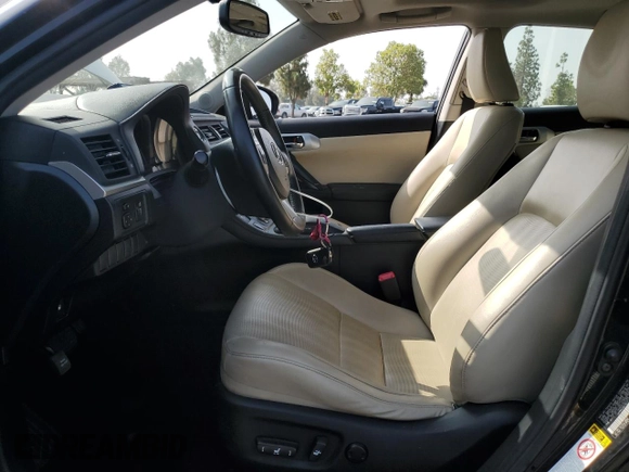 2013 Lexus CT 200h with VIN JTHKD5BH8D2123969, listed as a Copart auction lot 59513835 with 90,176 mi miles and Salvage title. Bid and sale history available at DreamBid. Image 7.