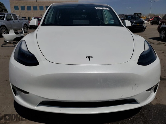 2022 Tesla Model Y Long Range with VIN 7SAYGAEE4NF534588, listed as a Copart auction lot 53274995 with 20,768 mi miles and Salvage Title. Bid and sale history available at DreamBid. Image 5.