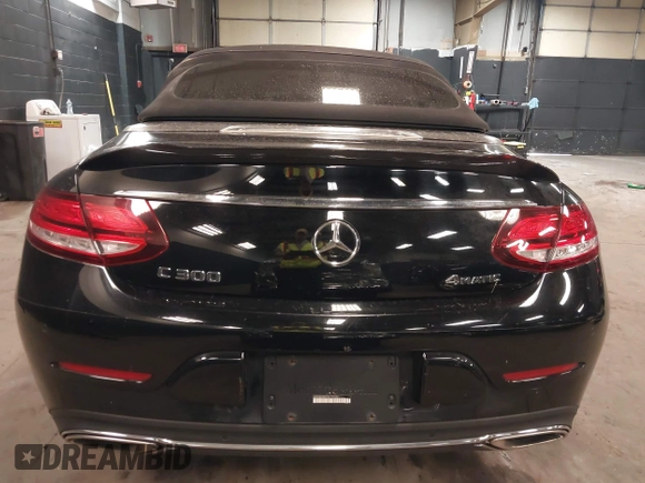 2019 Mercedes-Benz C 300 с VIN WDDWK8EB7KF779240, выставлен на аукционе IAAI как лот 42093433 с пробегом 74 967 миль миль и . История ставок и продаж доступна на DreamBid. Изображение 16.