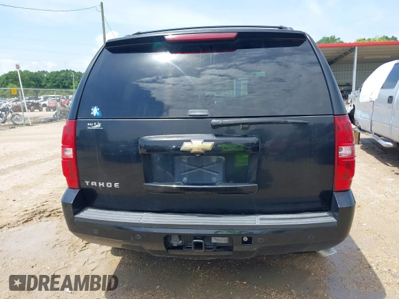 2007 Chevrolet Tahoe LT z VIN 1GNFC13J47J380225, wystawiony jako IAAI lot #42098510 z przebiegiem 248 352 mil mil oraz . Historia ofert i sprzedaży dostępna na DreamBid. Obrazek 16.