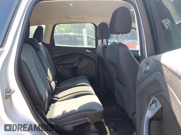 2013 Ford Escape SE z VIN 1FMCU0GX3DUC23910, wystawiony jako IAAI lot #42245926 z przebiegiem 159 076 mil mil oraz . Historia ofert i sprzedaży dostępna na DreamBid. Obrazek 8.