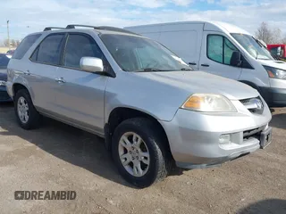 2005 Acura MDX with VIN 2HNYD18275H516534, listed as a IAAI auction lot 40748309 with 195,027 mi miles. Bid and sale history available at carsss.com. Image 1.