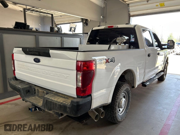 2022 Ford F-250 XL z VIN 1FT7W2BT4NEC00678, wystawiony jako IAAI lot #42708244 z przebiegiem 97 809 mil mil oraz . Historia ofert i sprzedaży dostępna na DreamBid. Obrazek 18.