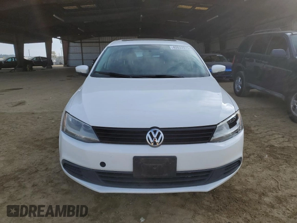 2012 Volkswagen Jetta Sedan SE w/Convenience PZEV with VIN 3VWDP7AJ5CM372669, listed as a Copart auction lot 42633975 with 164,028 mi miles and Salvage Title. Bid and sale history available at carsss.com. Image 5.