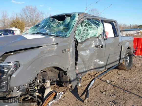2020 Ford F-150 XL with VIN 1FTEW1E42LFC52064, listed as a IAAI auction lot 41247534 with 1 mi miles. Bid and sale history available at carsss.com. Image 6.