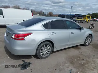 2015 Nissan Altima 2.5 S with VIN 1N4AL3AP3FN864728, listed as a IAAI auction lot 41851923 with 78,840 mi miles. Bid and sale history available at carsss.com. Image 4.
