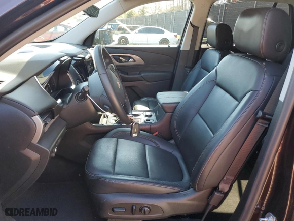 2021 Chevrolet Traverse LT Leather with VIN 1GNERHKW7MJ267963, listed as a Copart auction lot 51031185 with 32,460 mi miles and Salvage Title. Bid and sale history available at carsss.com. Image 7.