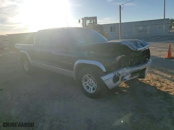2002 Dodge Dakota SLT with VIN 1B7HL48N92S556512, listed as a Copart auction lot 83492024 with 272,649 mi miles and Salvage Title. Bid and sale history available at carsss.com. Image 10.