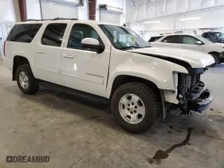 2013 Chevrolet Suburban LT with VIN 1GNSKJE74DR146764, listed as a Copart auction lot 65653684 with 215,272 mi miles and Non Repairable. Bid and sale history available at carsss.com. Image 4.