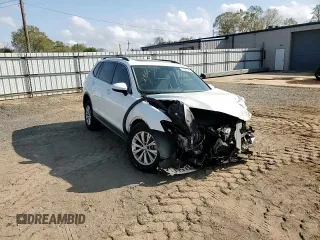 2018 Volkswagen Tiguan SEL with VIN 3VV3B7AX5JM114958, listed as a Copart auction lot 51673965 with 85,686 mi miles and Salvage title. Bid and sale history available at DreamBid. Image 12.