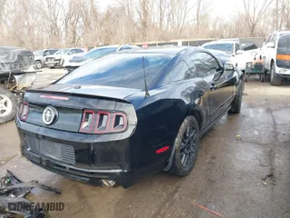 2013 Ford Mustang V6 with VIN 1ZVBP8AM4D5221420, listed as a IAAI auction lot 41686100 with 155,143 mi miles. Bid and sale history available at carsss.com. Image 4.