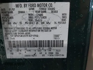 2007 Ford F-150 XLT with VIN 1FTPW14V07FA71702, listed as a IAAI auction lot 41902242 with 284,124 mi miles. Bid and sale history available at carsss.com. Image 9.