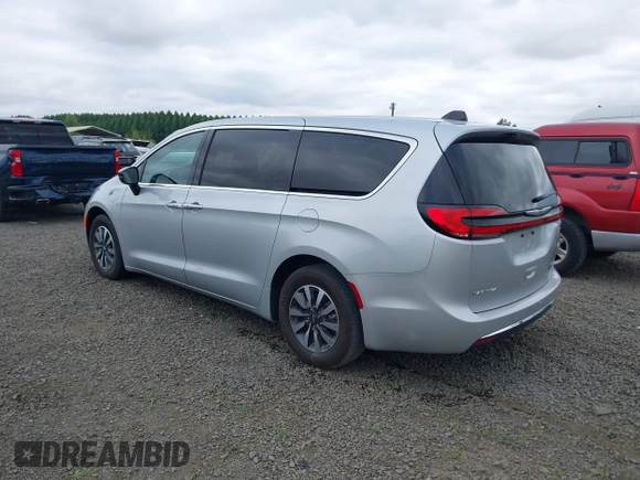 2024 Chrysler Pacifica Hybrid Select z VIN 2C4RC1S75RR156715, wystawiony jako IAAI lot #42496843 z przebiegiem 10 686 mil mil oraz . Historia ofert i sprzedaży dostępna na DreamBid. Obrazek 3.
