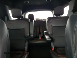 2024 Ford Explorer ST-Line z VIN 1FMSK7KH3RGA80716, wystawiony jako Copart lot #51123065 z przebiegiem 7 265 mil mil oraz Szkoda całkowita • Salvage title. Historia ofert i sprzedaży dostępna na DreamBid. Obrazek 10.