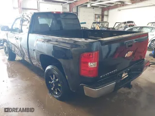2008 Chevrolet Silverado 1500 LT w/1LT with VIN 2GCEC19C481222752, listed as a IAAI auction lot 41278747 with 211,484 mi miles. Bid and sale history available at carsss.com. Image 3.