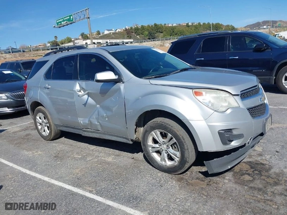 2015 Chevrolet Equinox LT with VIN 2GNFLFEK0F6124033, listed as a IAAI auction lot 41840658 with 204,079 mi miles. Bid and sale history available at carsss.com. Image 1.
