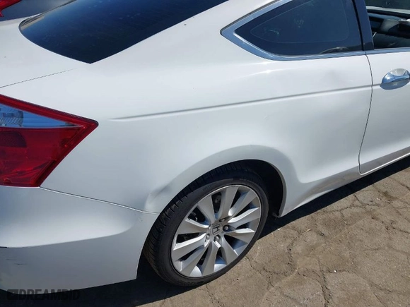 2008 Honda Accord Cpe EX-L with VIN 1HGCS22878A014801, listed as a IAAI auction lot 41682058 with NaN miles. Bid and sale history available at carsss.com. Image 17.