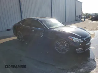2016 Infiniti Q70 z VIN JN1BY1AP0GM220179, wystawiony jako Copart lot #54129215 z przebiegiem 117 759 mil mil oraz Szkoda całkowita • Salvage title. Historia ofert i sprzedaży dostępna na DreamBid. Obrazek 4.