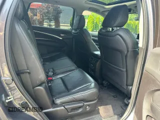 2018 Acura MDX Technology with VIN 5J8YD4H53JL020565, listed as a Copart auction lot 64906135 with 205,899 mi miles and Clean title. Bid and sale history available at DreamBid. Image 8.