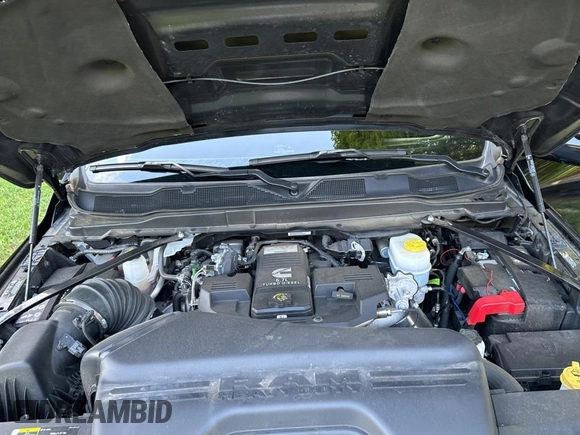 2024 Ram 2500 Laramie with VIN 3C6UR5FL9RG117209, listed as a Copart auction lot 64696495 with 47,038 mi miles and Clean title. Bid and sale history available at DreamBid. Image 7.