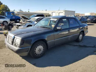 1992 Mercedes-Benz 300 with VIN WDBEA30D7NB601357, listed as a Copart auction lot 75703834 with 22,051 mi miles and Clean Title. Bid and sale history available at carsss.com. Image 1.