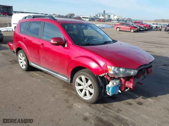 2010 Mitsubishi Outlander XLS with VIN JA4JT4AX1AZ011319, listed as a IAAI auction lot 41771768 with 153,989 mi miles. Bid and sale history available at carsss.com. Image 1.
