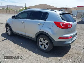 2011 Kia Sportage LX z VIN KNDPBCA20B7017756, wystawiony jako IAAI lot #42272296 z przebiegiem 205 630 mil mil oraz . Historia ofert i sprzedaży dostępna na DreamBid. Obrazek 3.