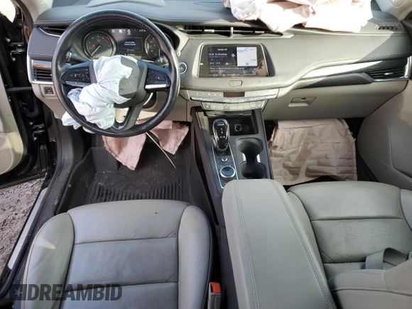 2021 Cadillac XT4 AWD Premium Luxury with VIN 1GYFZDR40MF080166, listed as a Copart auction lot 82883764 with 27,793 mi miles and Salvage Title. Bid and sale history available at carsss.com. Image 8.