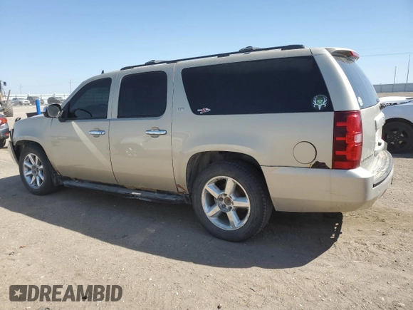 2008 Chevrolet Suburban LTZ with VIN 3GNFK16398G197227, listed as a Copart auction lot 50917785 with 267,884 mi miles and Salvage Title. Bid and sale history available at carsss.com. Image 2.