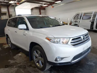 2013 Toyota Highlander Limited with VIN 5TDDK3EH7DS262838, listed as a IAAI auction lot 42530924 with 143,049 mi miles and . Bid and sale history available at DreamBid. Image 1.
