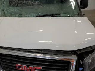 2022 GMC Savana Cargo Van with VIN 1GTW7AFP8N1272295, listed as a Copart auction lot 43643015 with 0 mi miles and Clean Title. Bid and sale history available at carsss.com. Image 12.